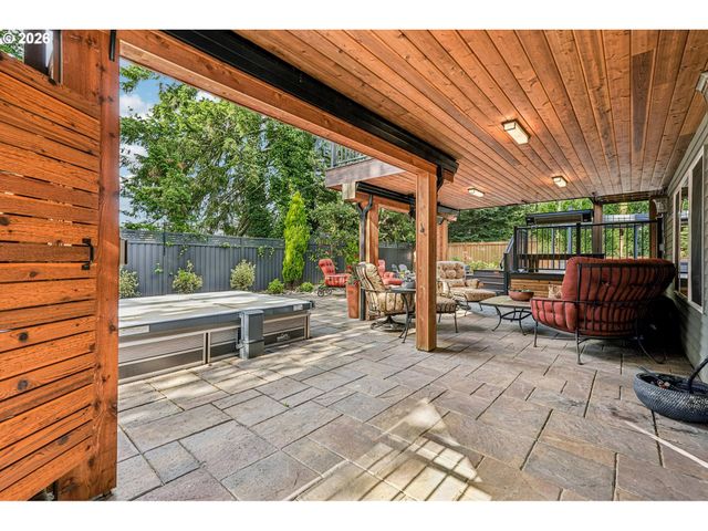 15630 Sw BRIGHTON Ct, Beaverton, OR 97007