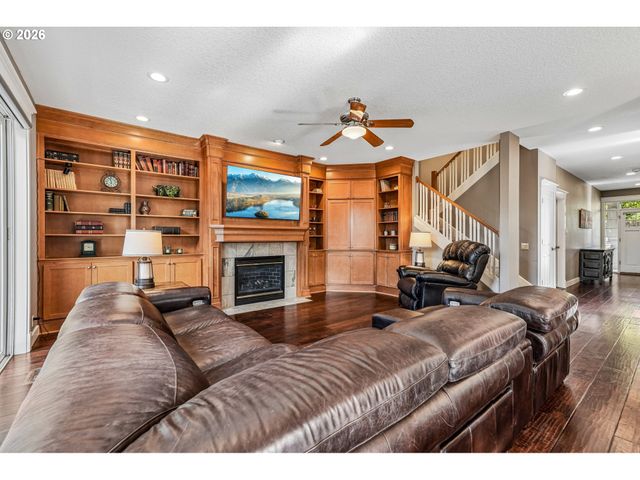 15630 Sw BRIGHTON Ct, Beaverton, OR 97007