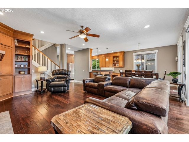 15630 Sw BRIGHTON Ct, Beaverton, OR 97007