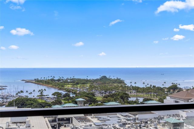 1555 Kapiolani Boulevard 1706, Honolulu, HI 96814