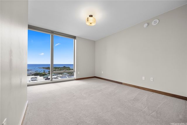 1555 Kapiolani Boulevard 1706, Honolulu, HI 96814