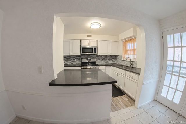 3014 Matthews Avenue, Bronx, NY 10467