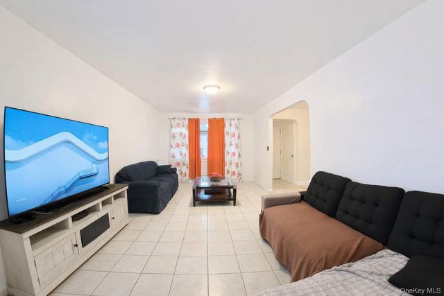 3014 Matthews Avenue, Bronx, NY 10467