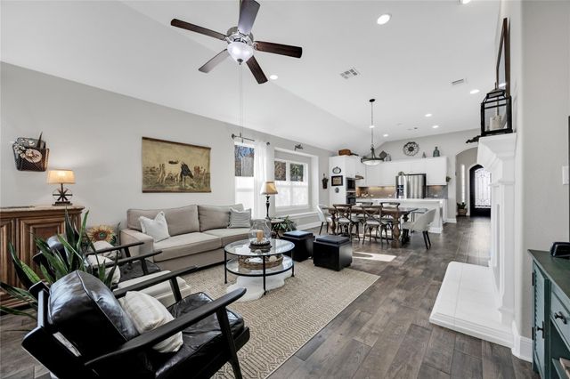 3920 Belladoma CV, Leander, TX 78641