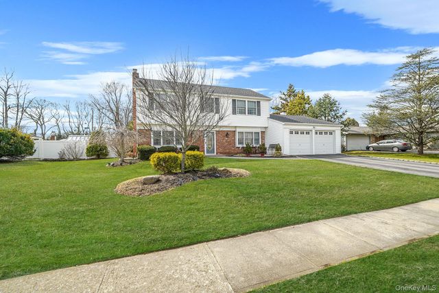 30 Tulip Grove Drive, Lake Grove, NY 11755