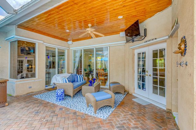1063 SW Blue Water Way, Stuart, FL 34997
