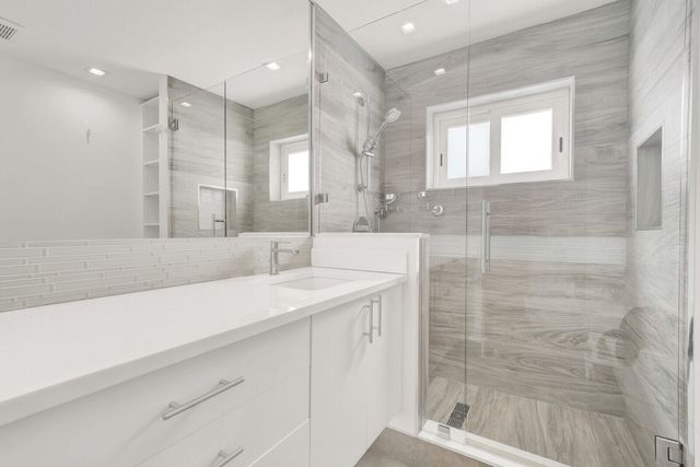 1199 Dolphin Road, Singer Island, FL 33404