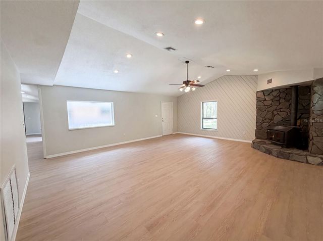 3739 LAKE GRIFFIN ROAD, Lady Lake, FL 32159