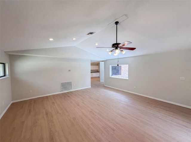 3739 LAKE GRIFFIN ROAD, Lady Lake, FL 32159