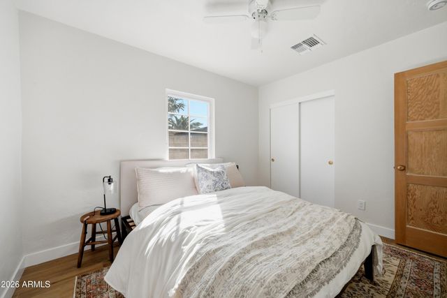 929 W TURNEY Avenue, Phoenix, AZ 85013
