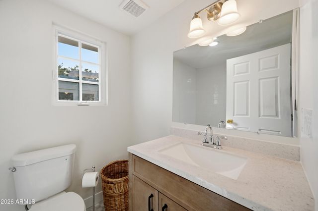 929 W TURNEY Avenue, Phoenix, AZ 85013