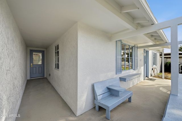 929 W TURNEY Avenue, Phoenix, AZ 85013