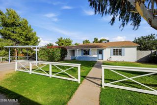 929 W TURNEY Avenue, Phoenix, AZ 85013