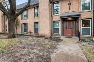 7808 Meadow Park Drive 124, Dallas, TX 75230