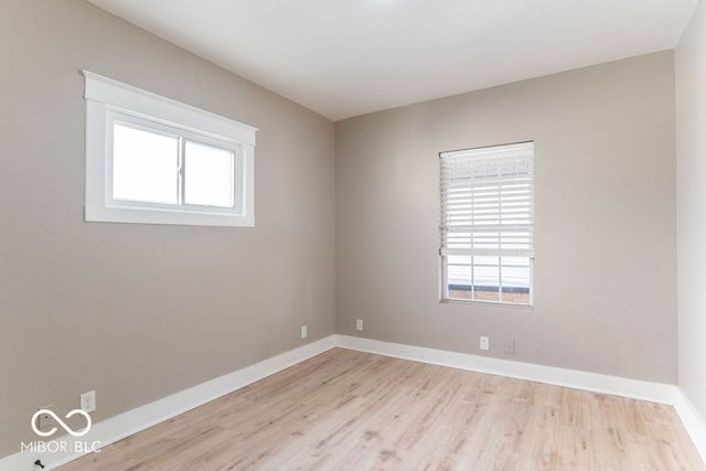 154 S 4th Avenue, Beech Grove, IN 46107