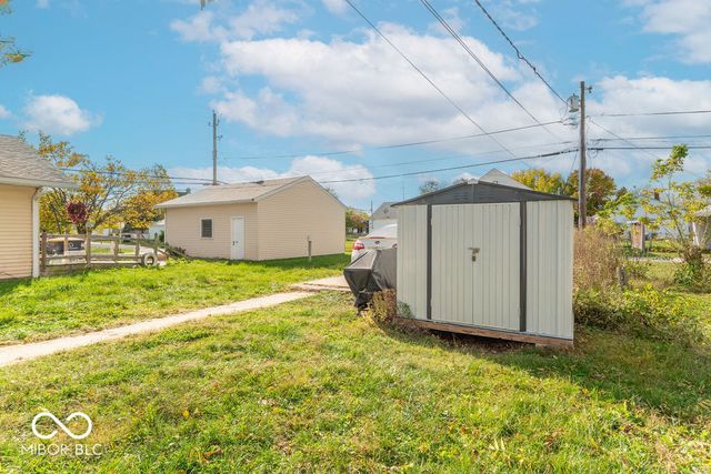 154 S 4th Avenue, Beech Grove, IN 46107