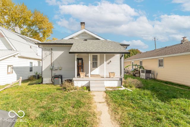 154 S 4th Avenue, Beech Grove, IN 46107