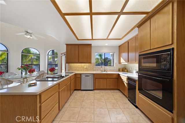 30181 Swan Point, Canyon Lake, CA 92587