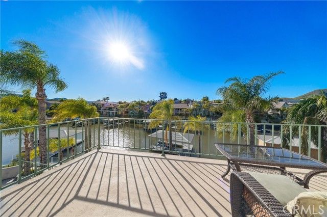 30181 Swan Point, Canyon Lake, CA 92587