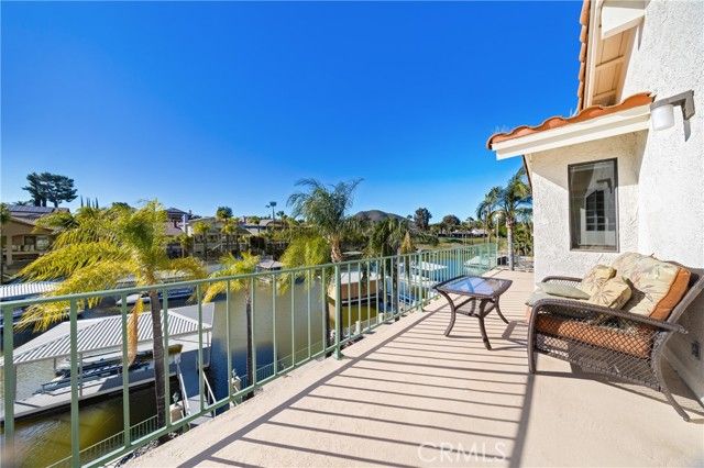 30181 Swan Point, Canyon Lake, CA 92587