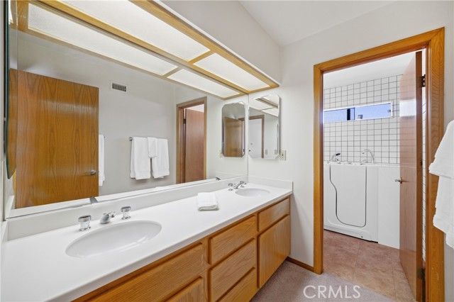 30181 Swan Point, Canyon Lake, CA 92587