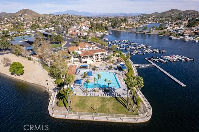 30181 Swan Point, Canyon Lake, CA 92587