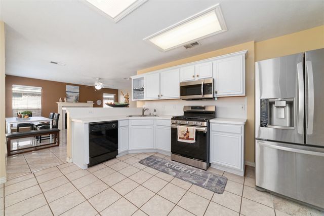 11723 Turtle Lake Drive, Houston, TX 77064