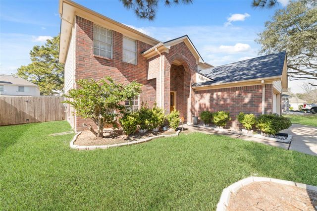 11723 Turtle Lake Drive, Houston, TX 77064