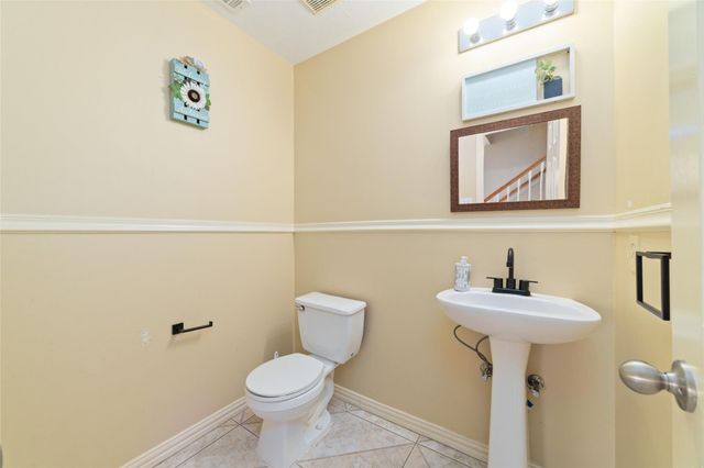 11723 Turtle Lake Drive, Houston, TX 77064