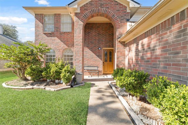 11723 Turtle Lake Drive, Houston, TX 77064