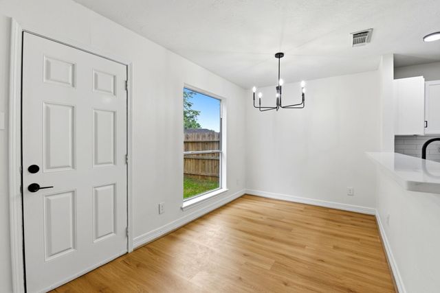 7643 Jonathon Court, Houston, TX 77489