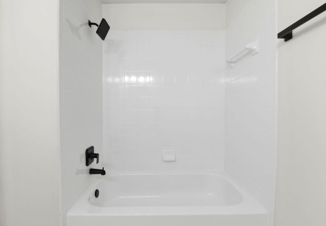 7643 Jonathon Court, Houston, TX 77489