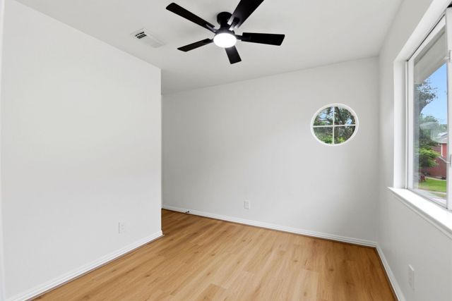7643 Jonathon Court, Houston, TX 77489