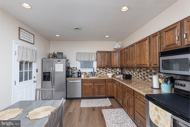 1626 CAPE MAY RD, Baltimore, MD 21221
