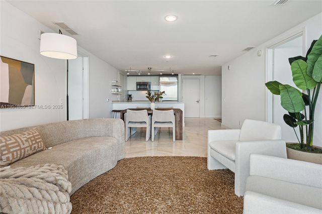 1300 Brickell Bay Drive 3604, Miami, FL 33131