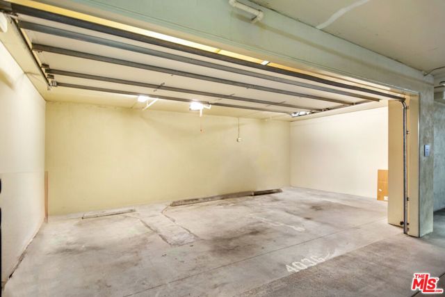 11847 Gorham Avenue 403, Los Angeles, CA 90049