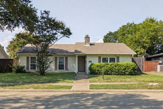 6331 N Jim Miller Road, Dallas, TX 75228