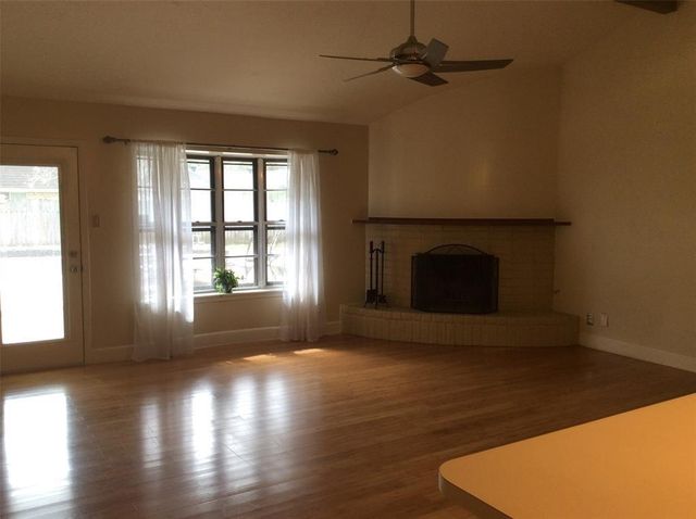 147 Camellia Street, Sugar Land, TX 77478