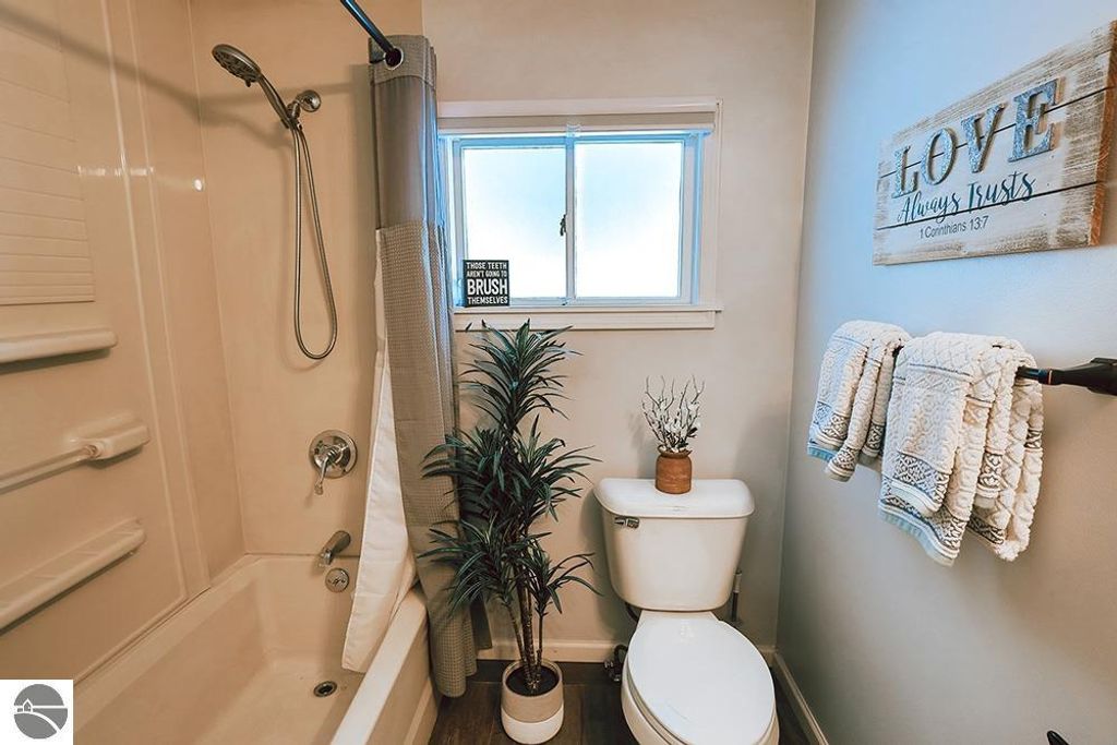 Image 13 of property listing at 510 W Hurlbut, Charlevoix, MI 49720