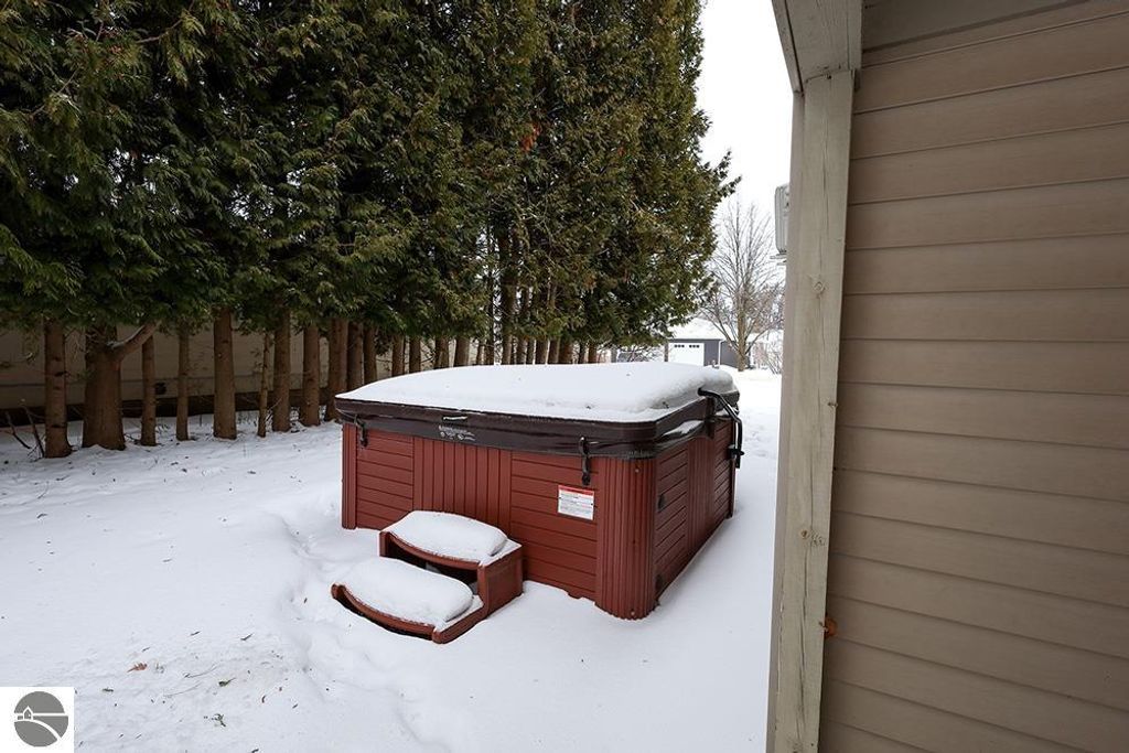 Image 36 of property listing at 510 W Hurlbut, Charlevoix, MI 49720