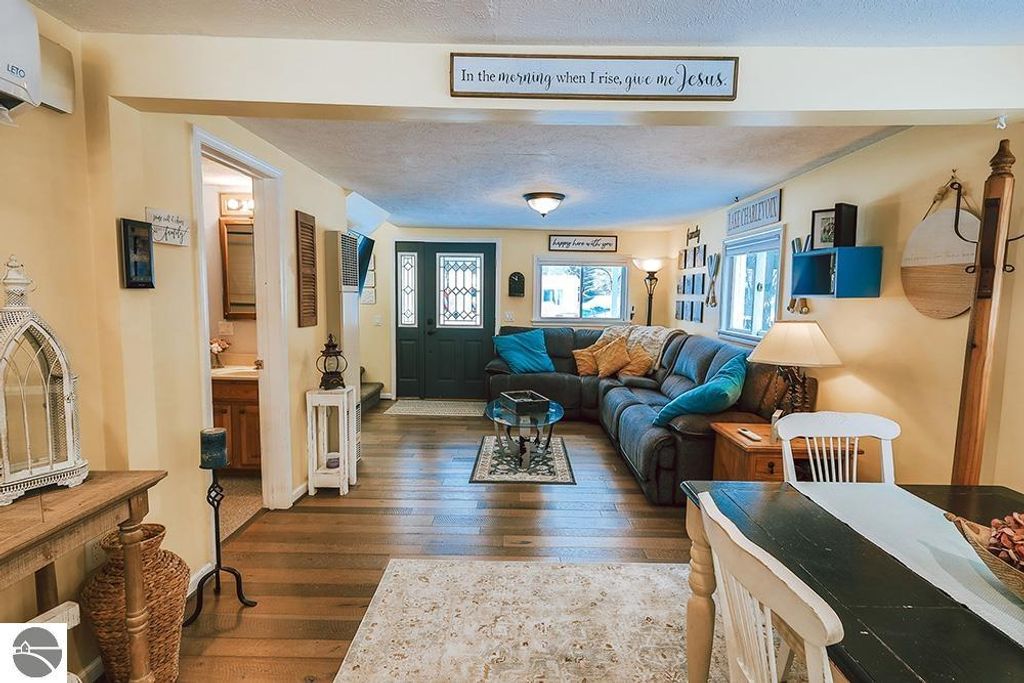 Image 8 of property listing at 510 W Hurlbut, Charlevoix, MI 49720