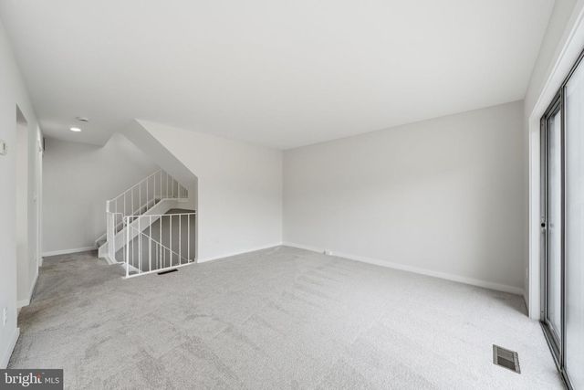 9843 DOCKSIDE TER, Gaithersburg, MD 20886