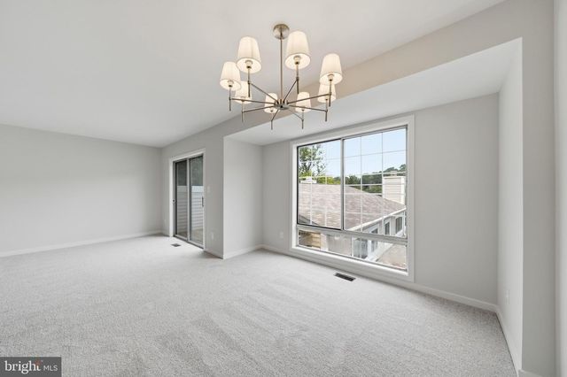 9843 DOCKSIDE TER, Gaithersburg, MD 20886