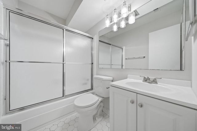 9843 DOCKSIDE TER, Gaithersburg, MD 20886