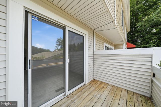 9843 DOCKSIDE TER, Gaithersburg, MD 20886