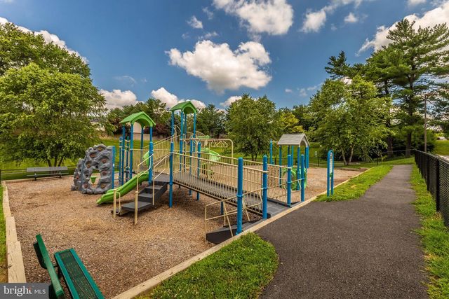 9843 DOCKSIDE TER, Gaithersburg, MD 20886