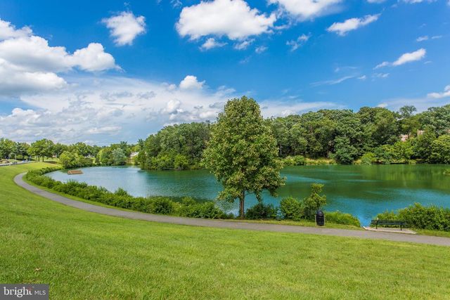 9843 DOCKSIDE TER, Gaithersburg, MD 20886