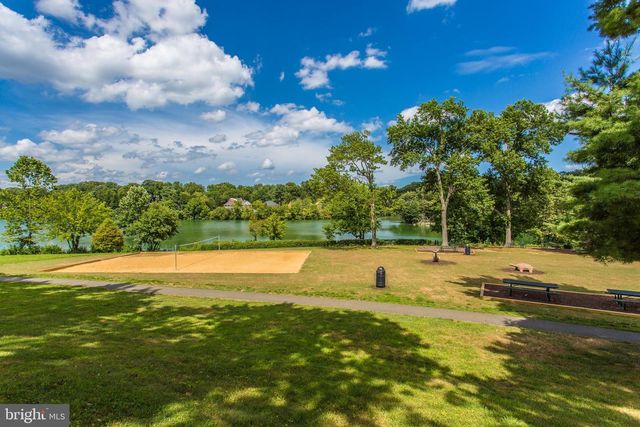 9843 DOCKSIDE TER, Gaithersburg, MD 20886