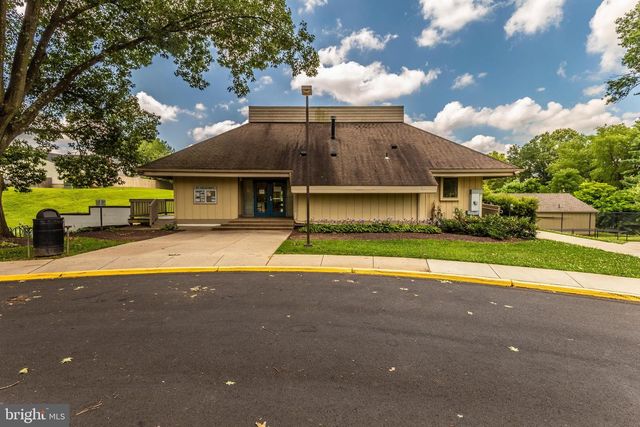 9843 DOCKSIDE TER, Gaithersburg, MD 20886