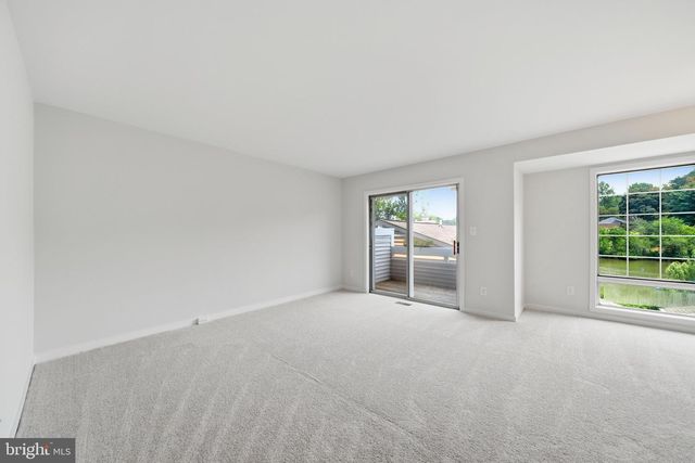 9843 DOCKSIDE TER, Gaithersburg, MD 20886